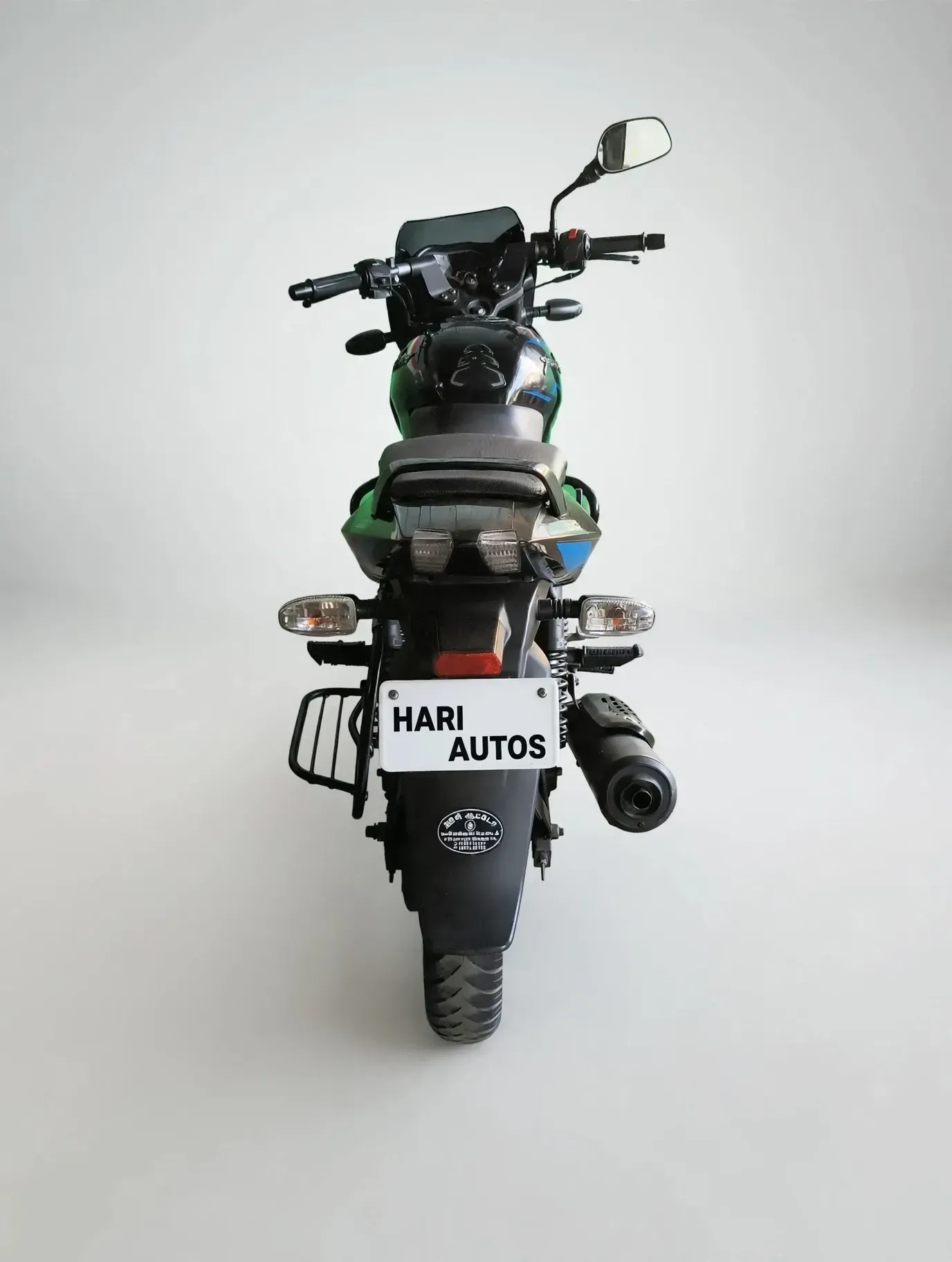 Bajaj Pulsar 150, photo 2 of 4