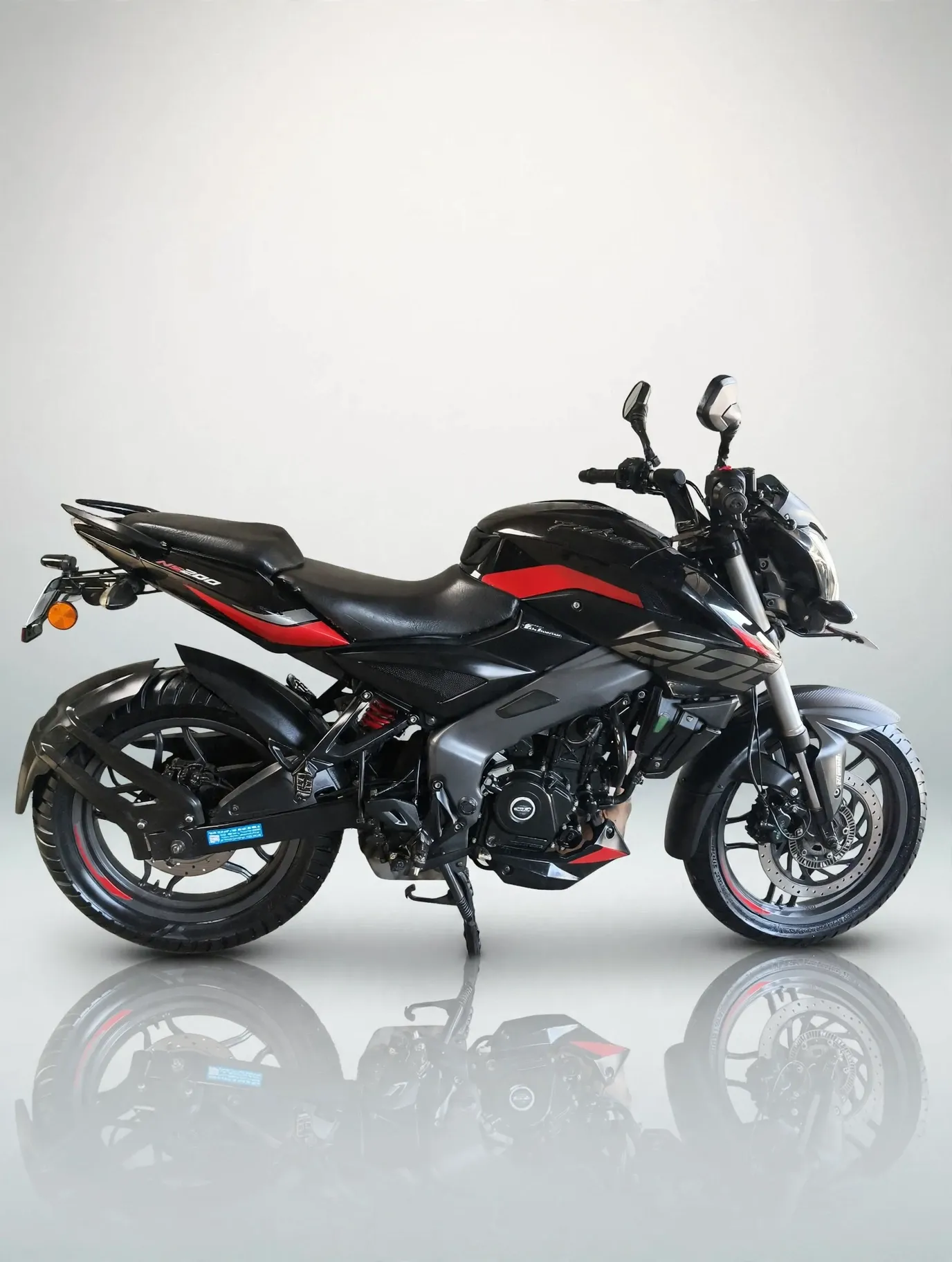 Bajaj Pulsar NS200 (2023), photo 2 of 4