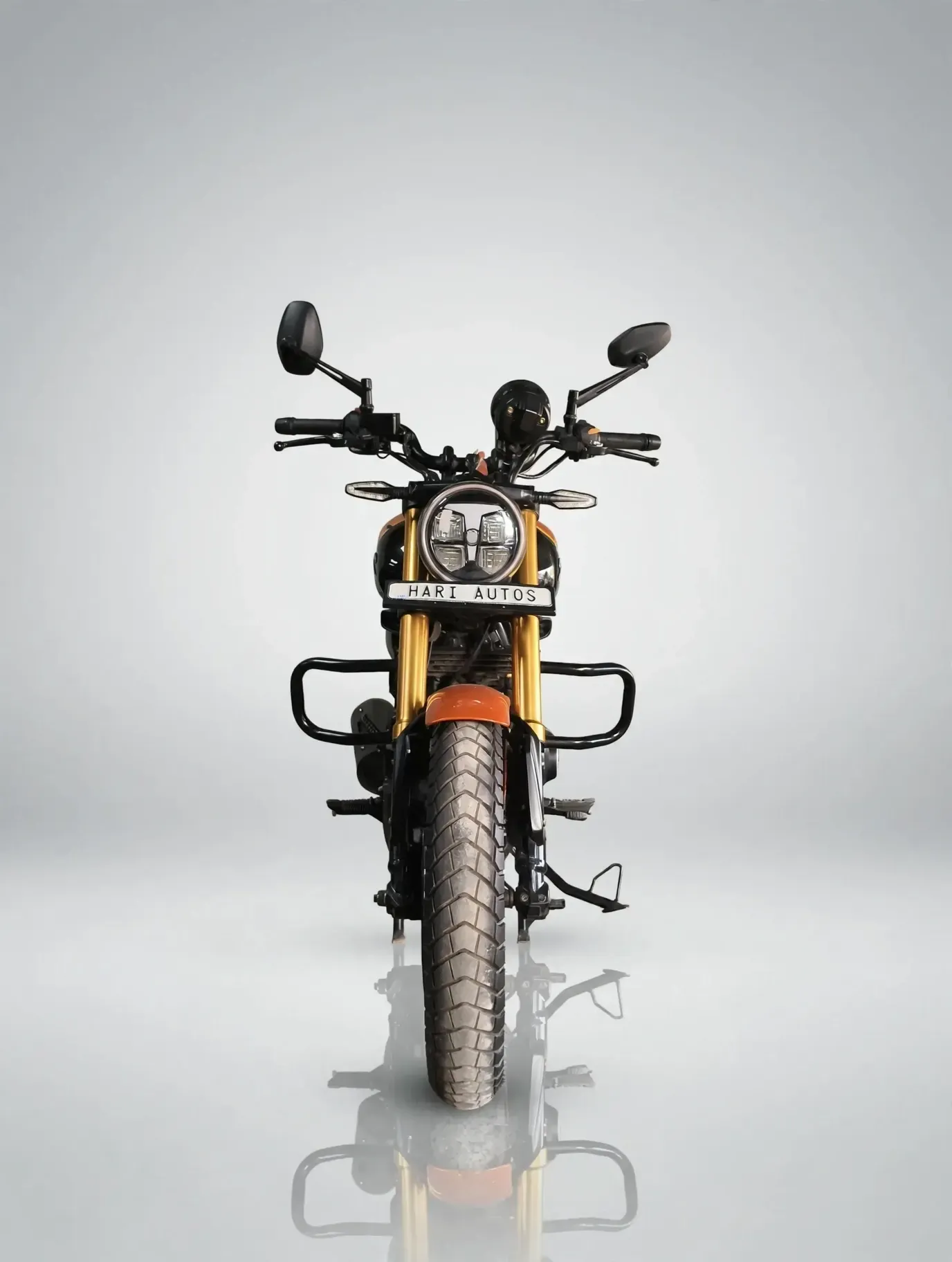 TVS Ronin, showroom photo