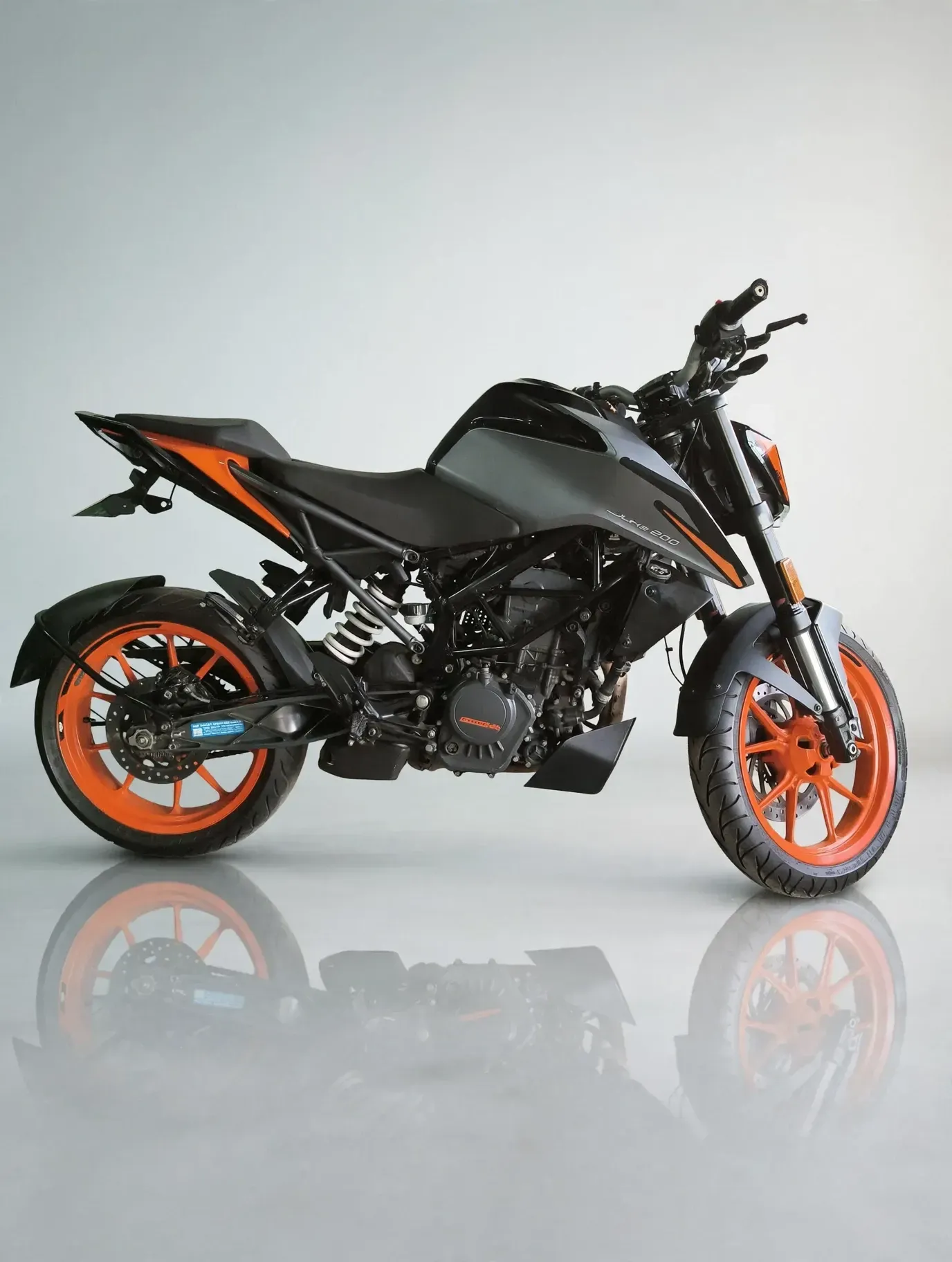 KTM Duke 200 (2024), photo 2 of 4