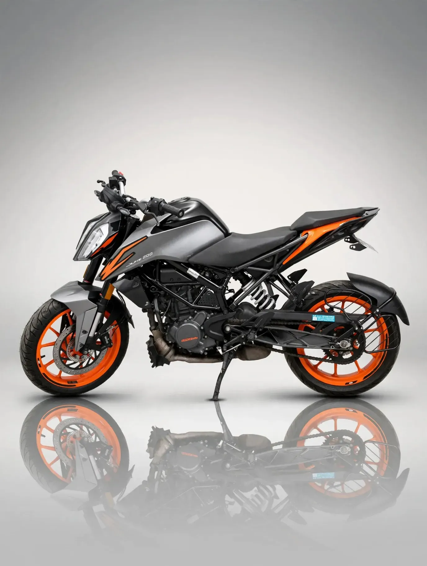 KTM Duke 200 (2024), photo 3 of 4
