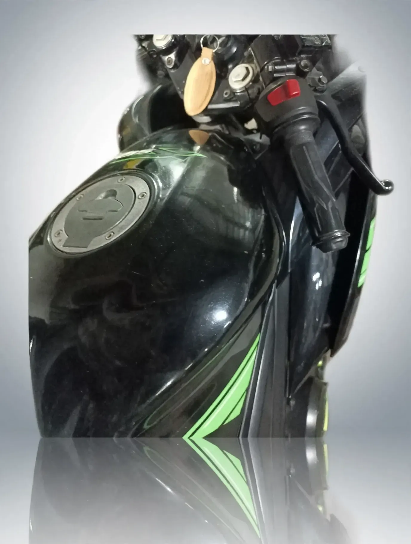 Yamaha R15S (2018), photo 3 of 10