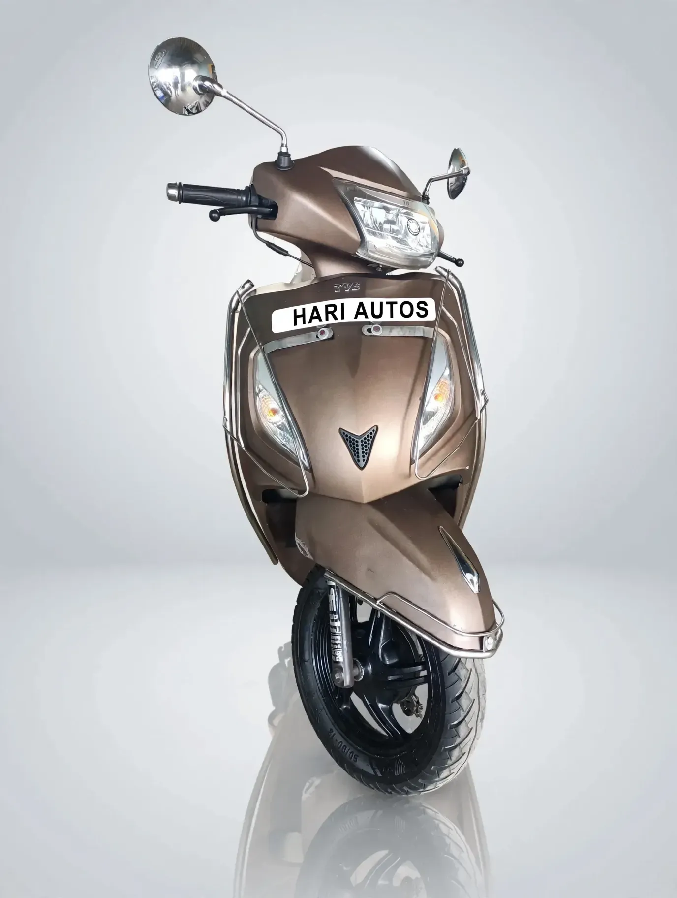 TVS Jupiter Classic (2022), showroom photo
