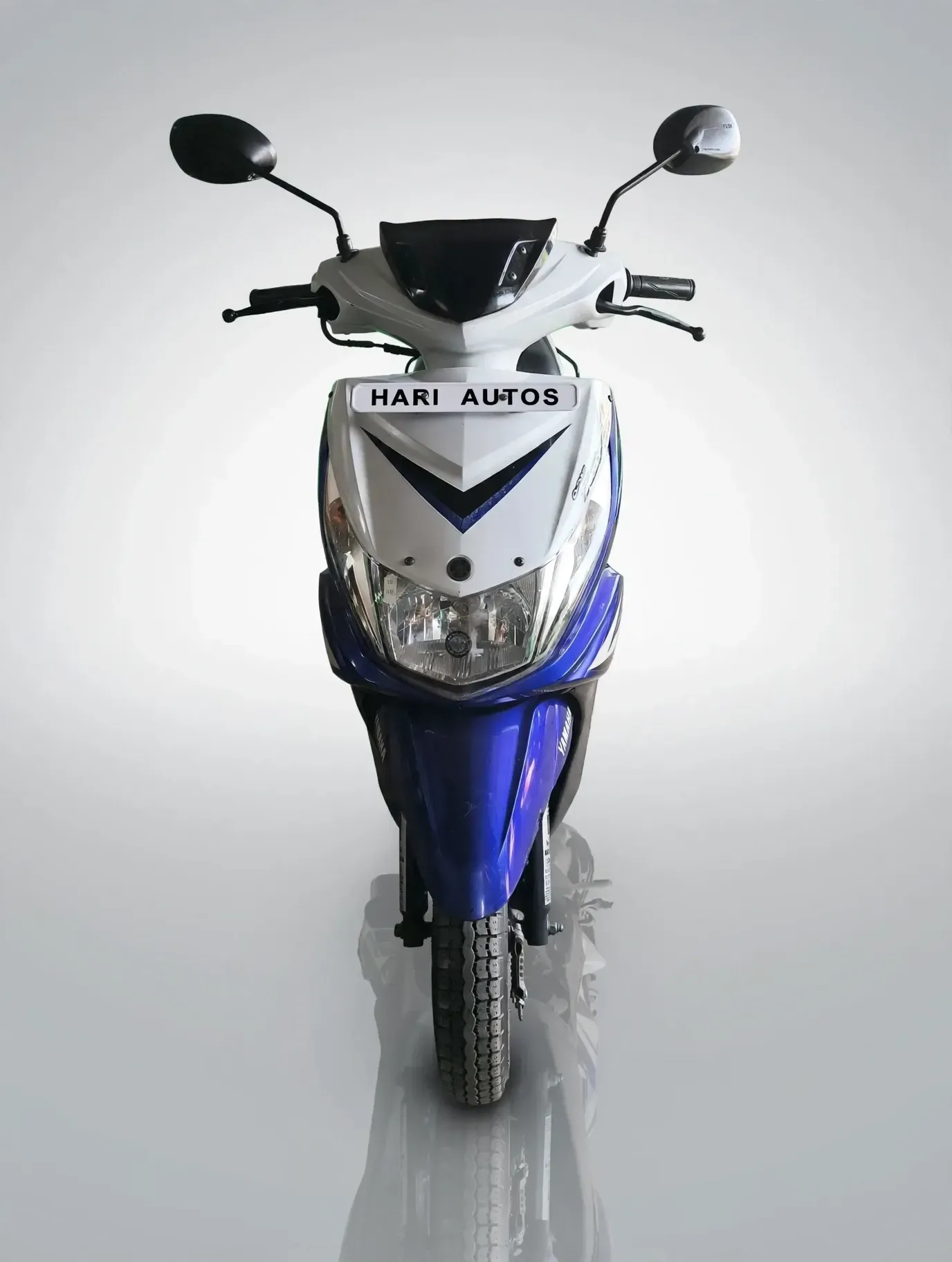 Yamaha Ray-ZR, showroom photo