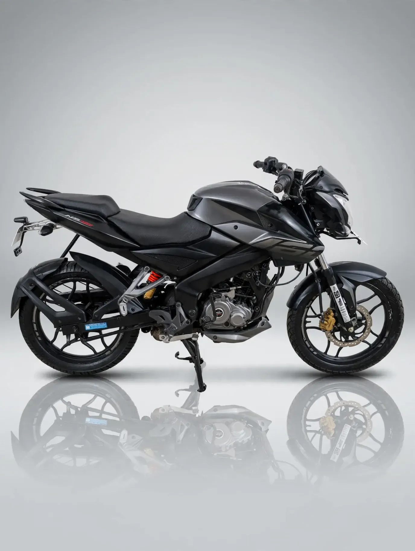 Bajaj Pulsar NS 160 (2017), photo 2 of 4