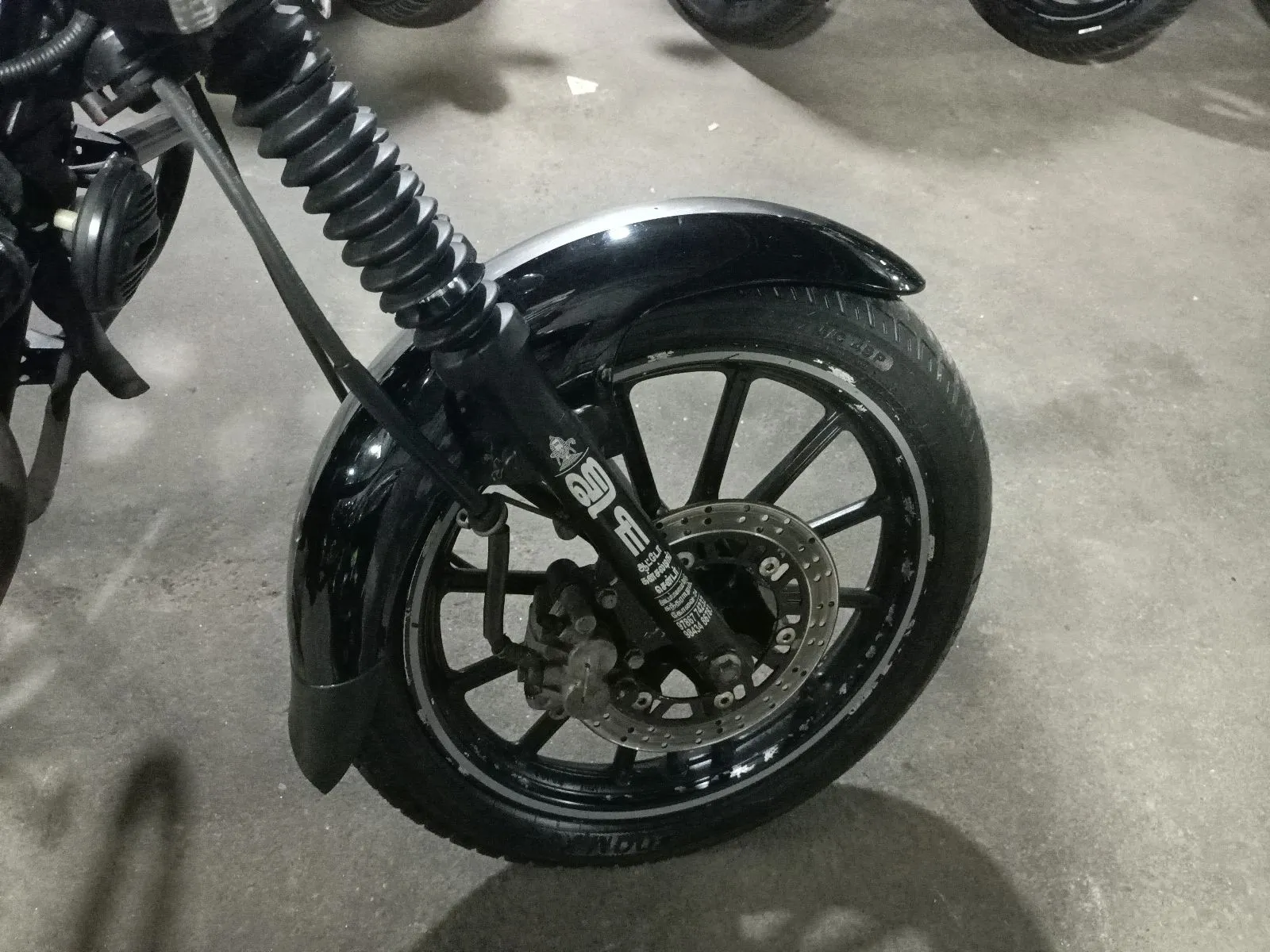 Bajaj Avenger 150 (2016), photo 8 of 10