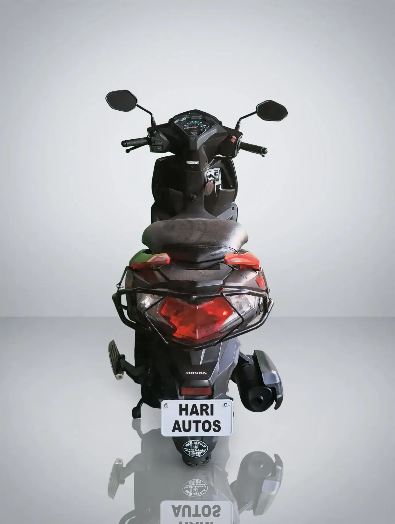 Honda Dio, photo 4 of 5