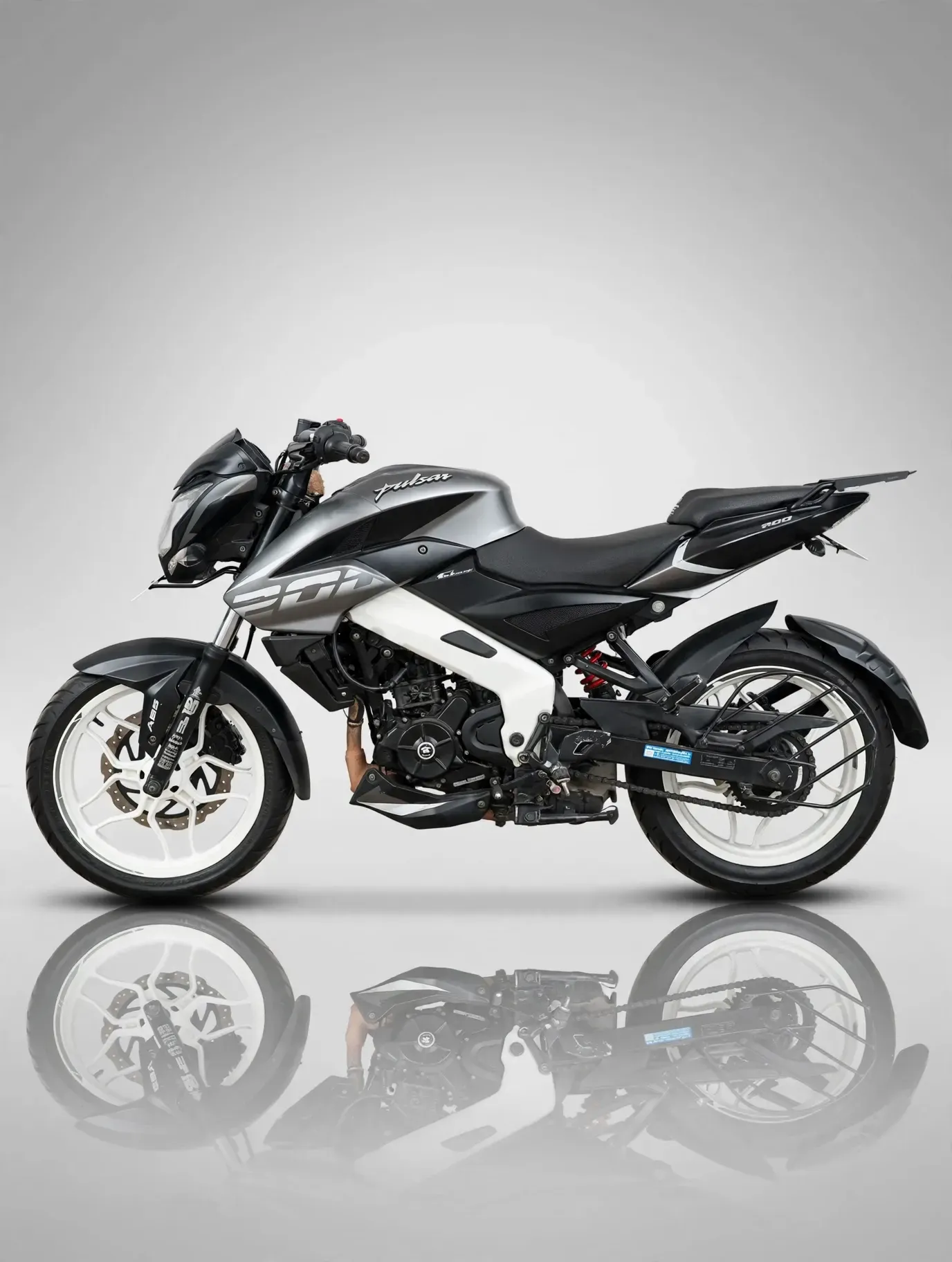 Bajaj Pulsar NS 200 (2021), photo 3 of 5