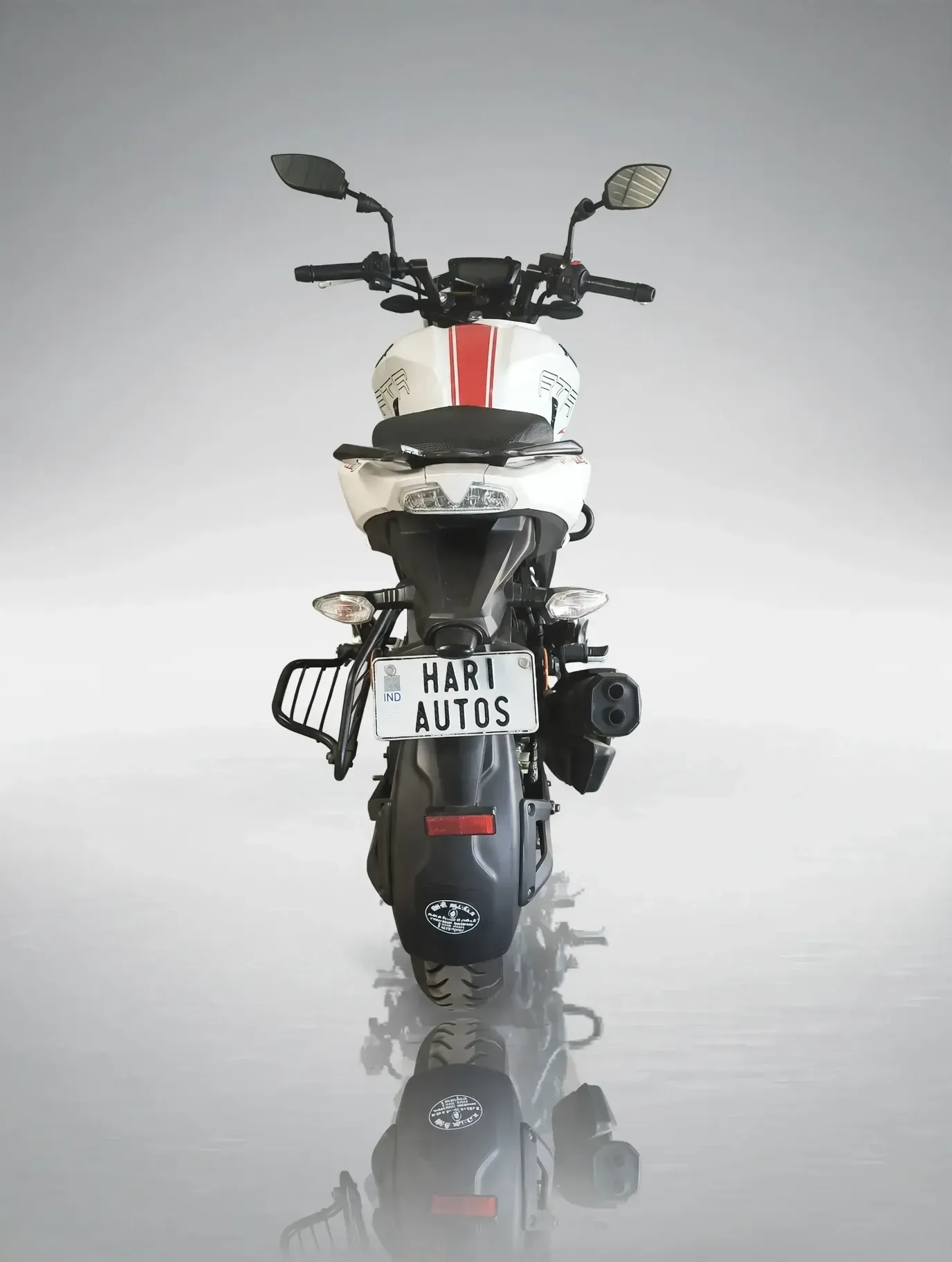 TVS Apache (2024), photo 4 of 5