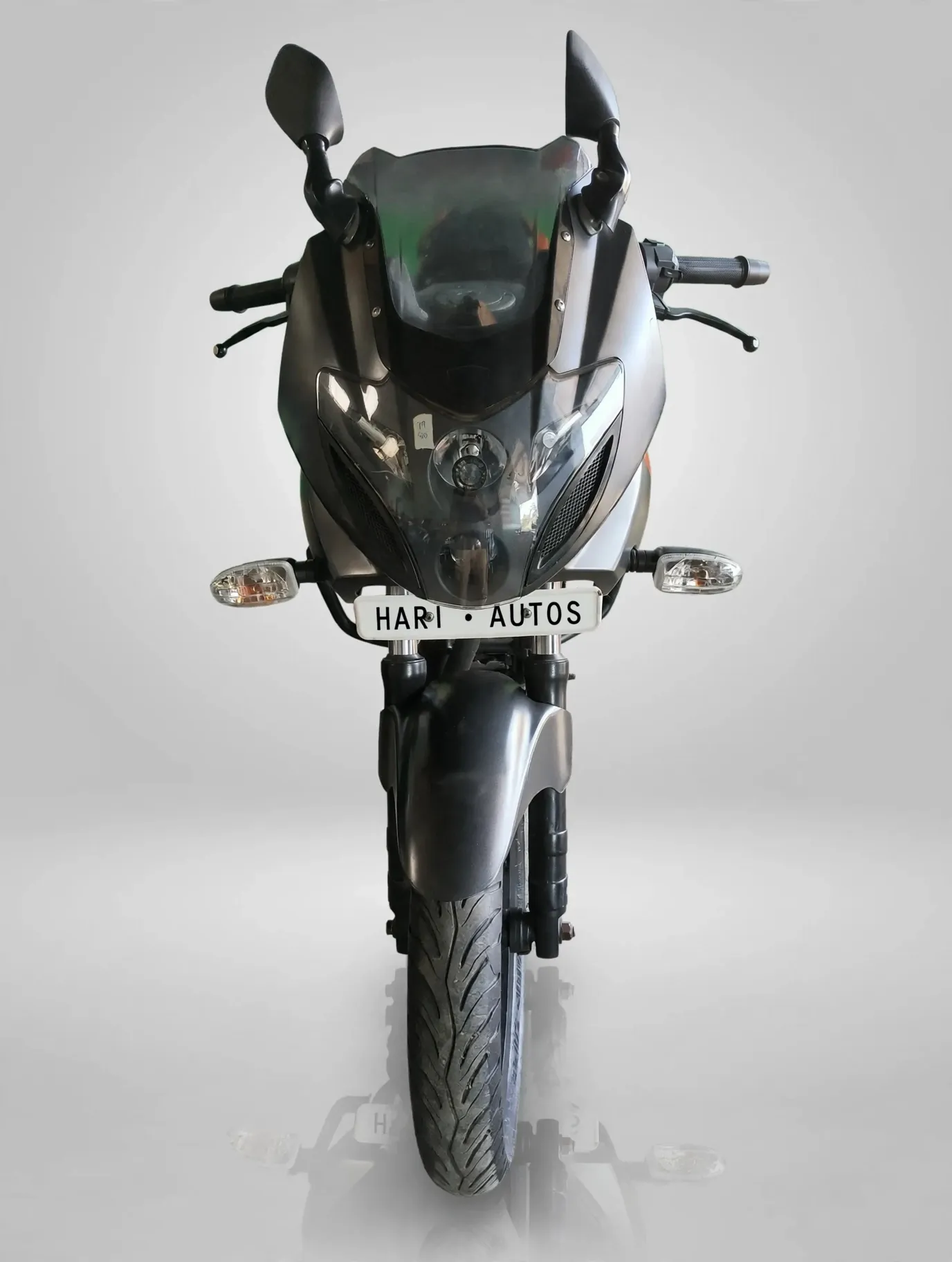Bajaj Pulsar 180, photo 3 of 4