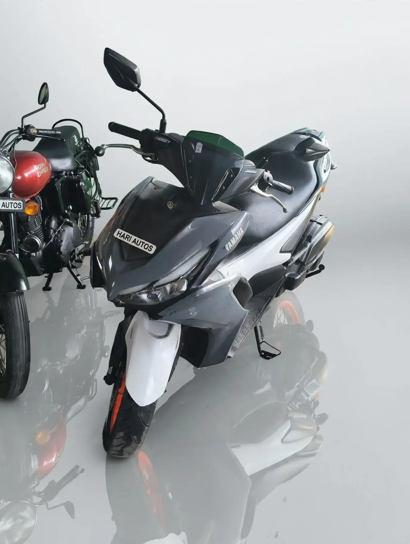 Yamaha Aerox 155 (2022), showroom photo
