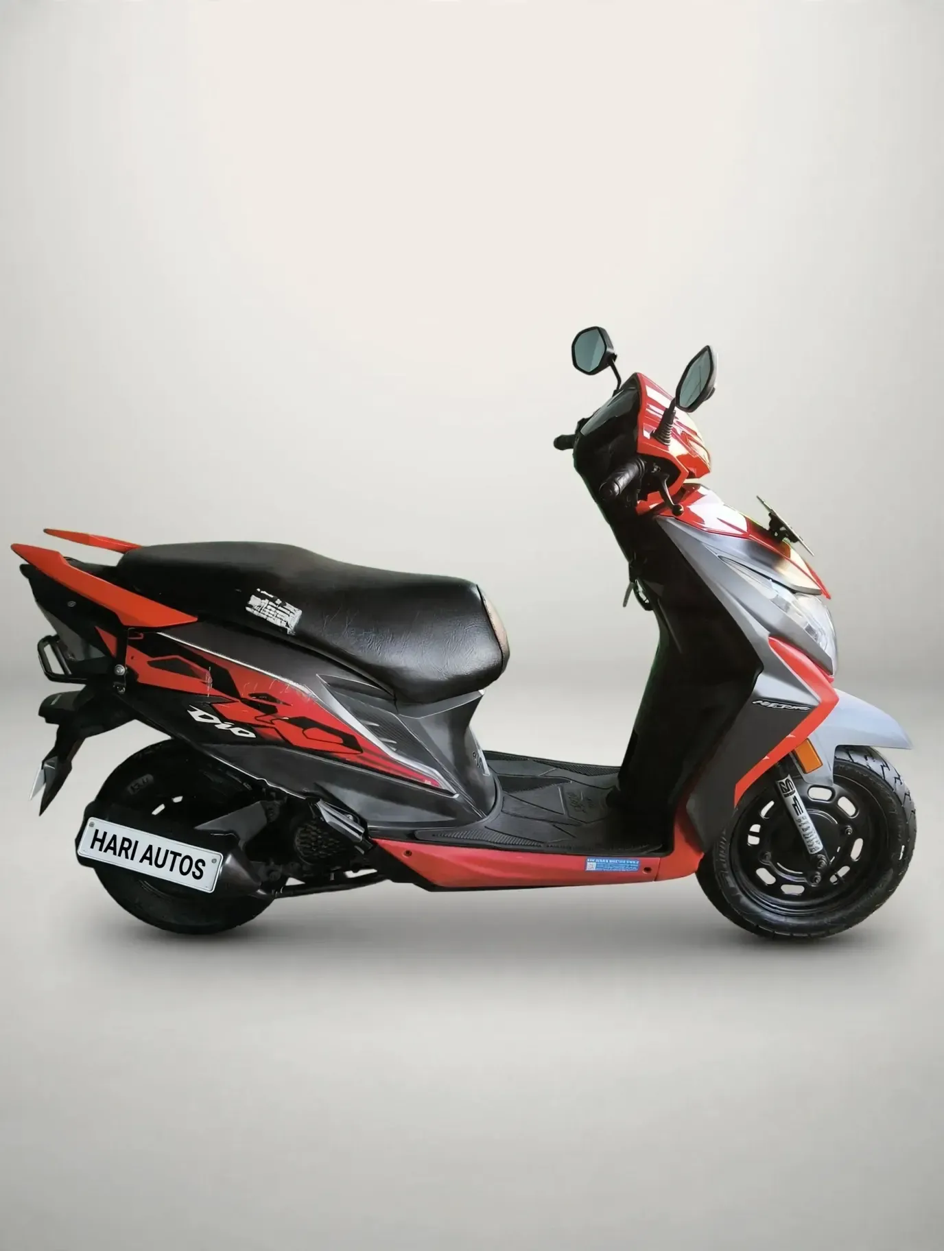Honda Dio, photo 2 of 5