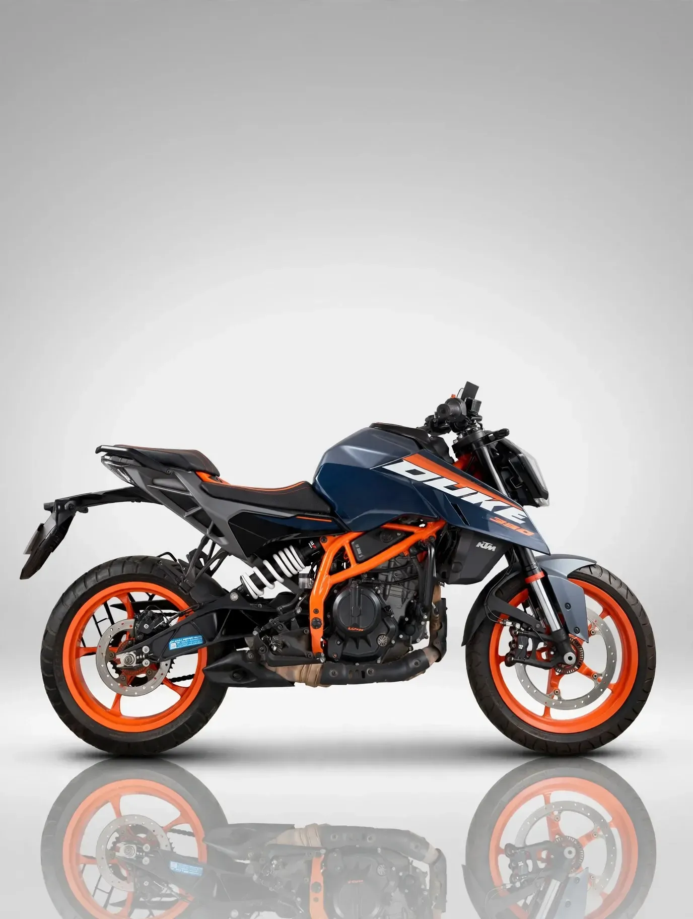 KTM Duke 390 (2023), photo 2 of 4
