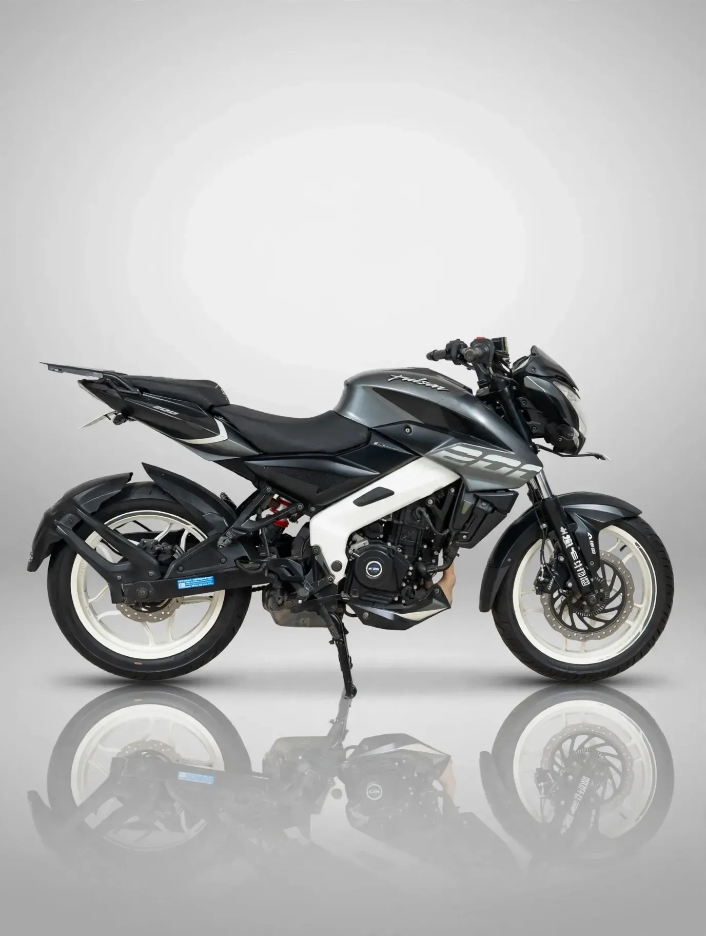 Bajaj Pulsar NS 200 (2021), photo 2 of 5