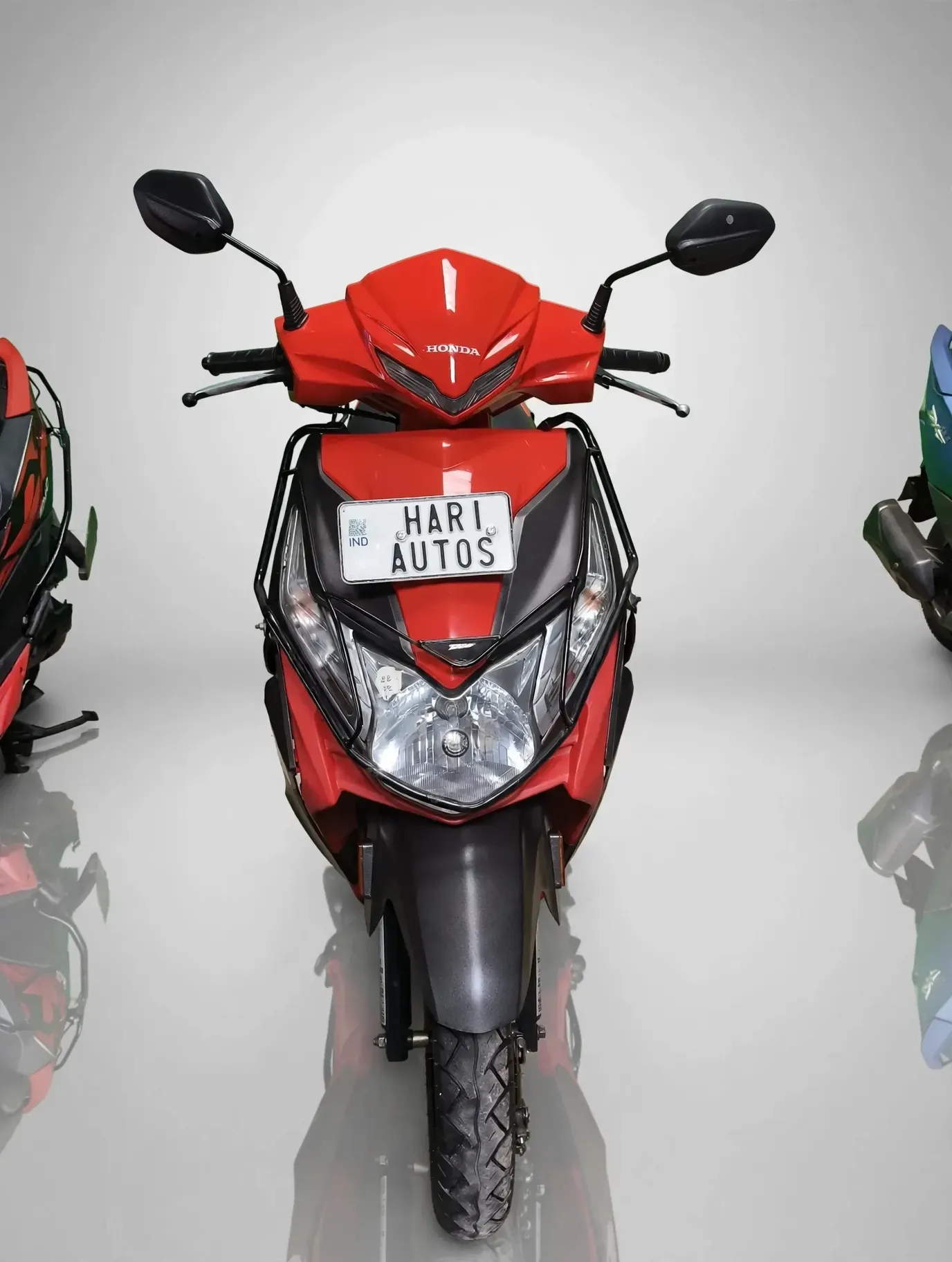 Honda Dio Drum (2022), showroom photo