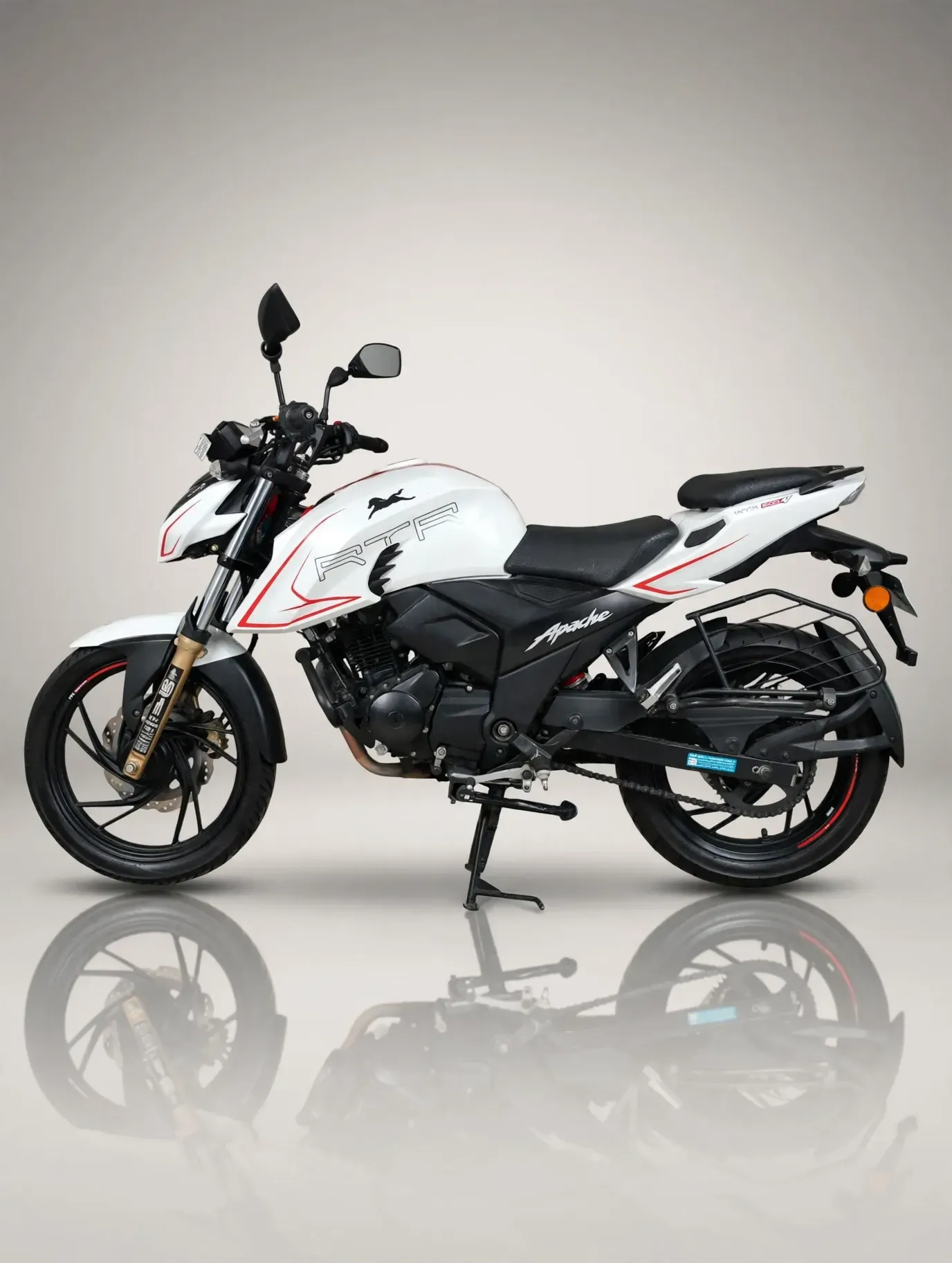 TVS Apache (2024), photo 3 of 5