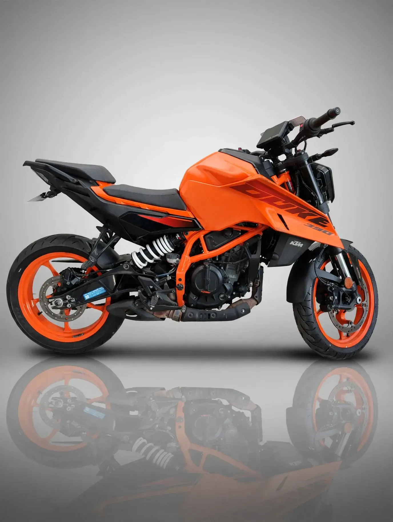 KTM Duke 390 (2024), photo 2 of 5