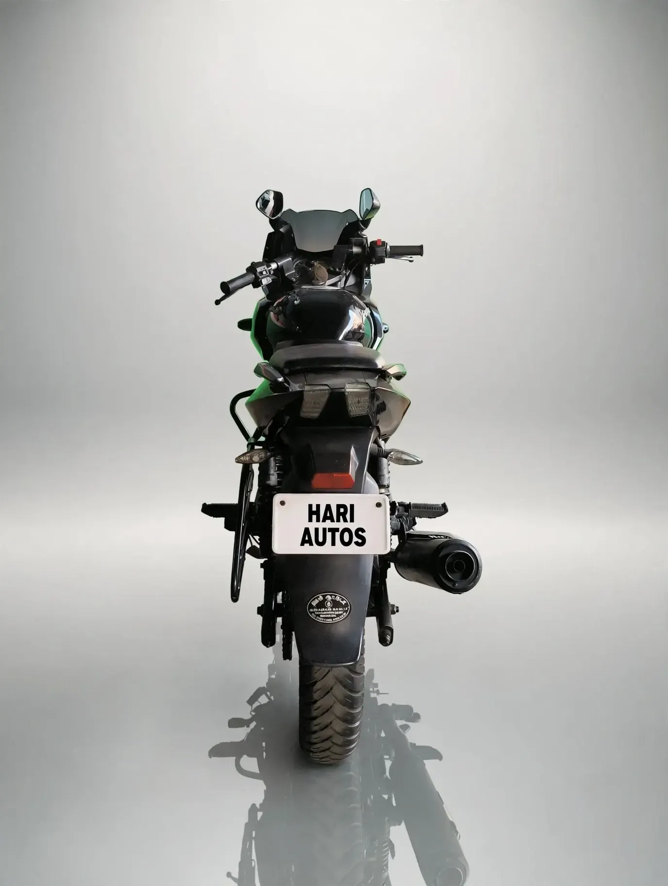 Bajaj Pulsar 180, photo 4 of 4
