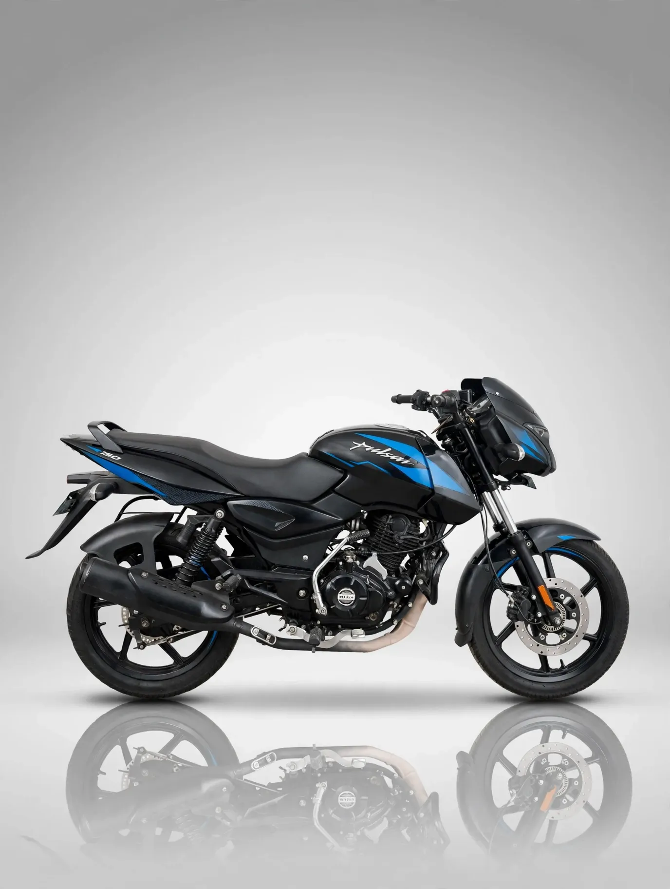 Bajaj Pulsar 150, photo 2 of 4