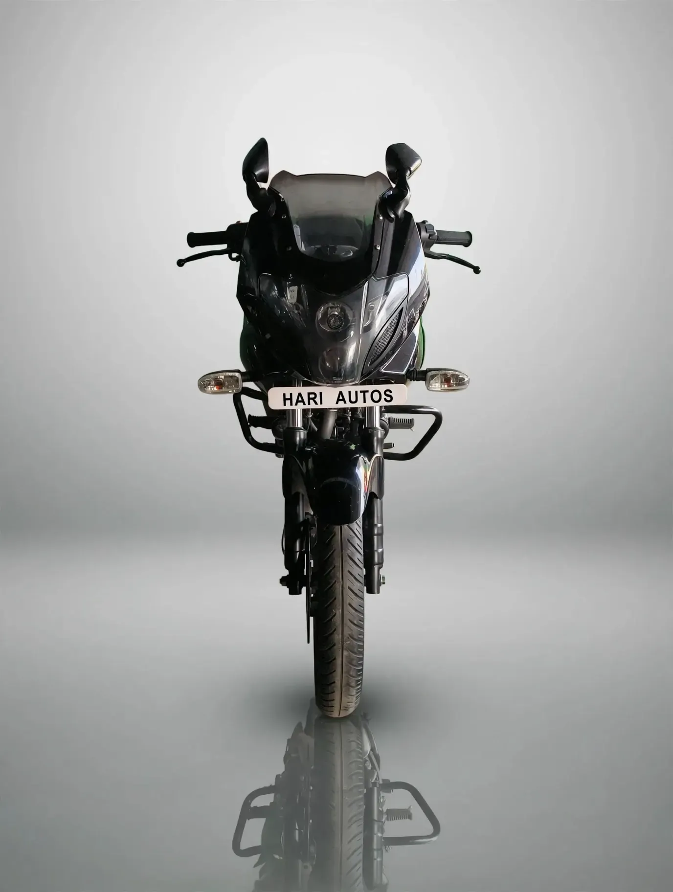 Bajaj Pulsar 180, photo 3 of 4