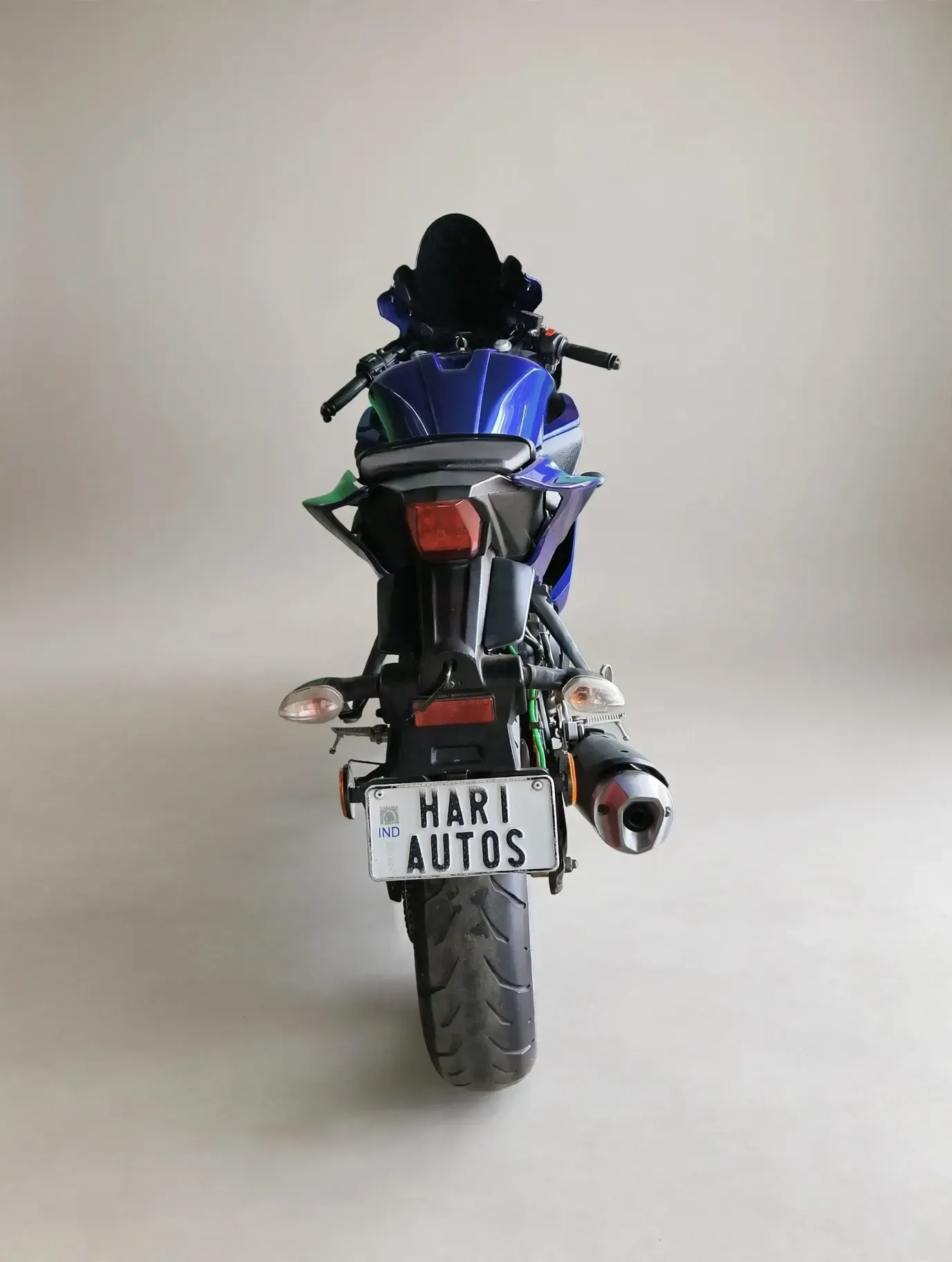 Yamaha R15S, photo 5 of 5