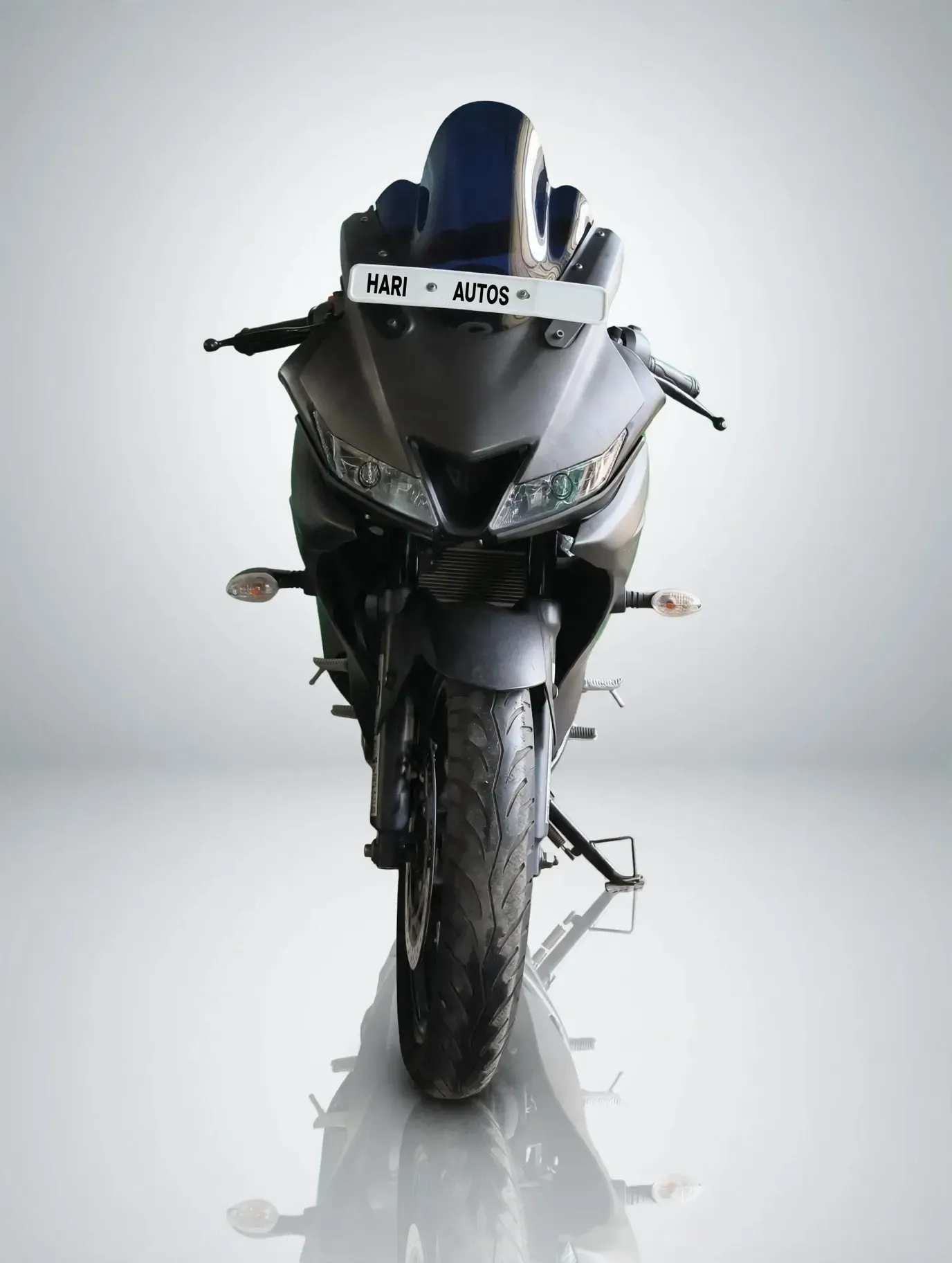 Yamaha R15, photo 4 of 5