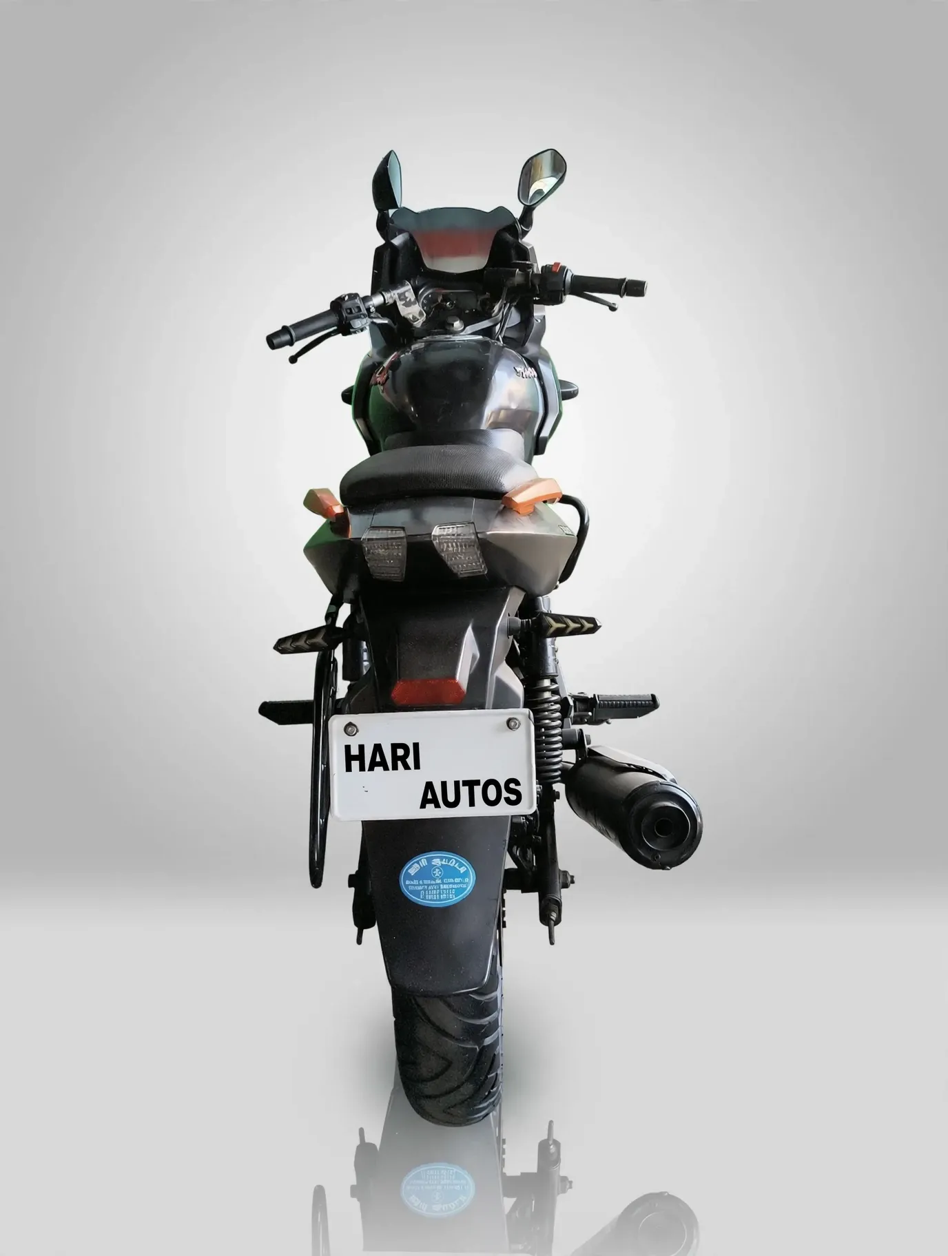 Bajaj Pulsar 180, photo 4 of 4