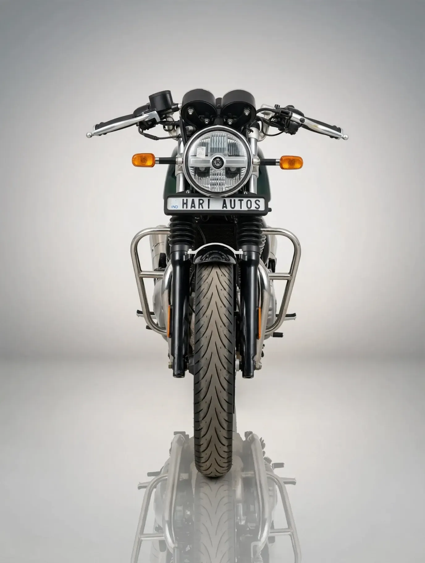 Royal Enfield Continental GT 650 (2024), showroom photo