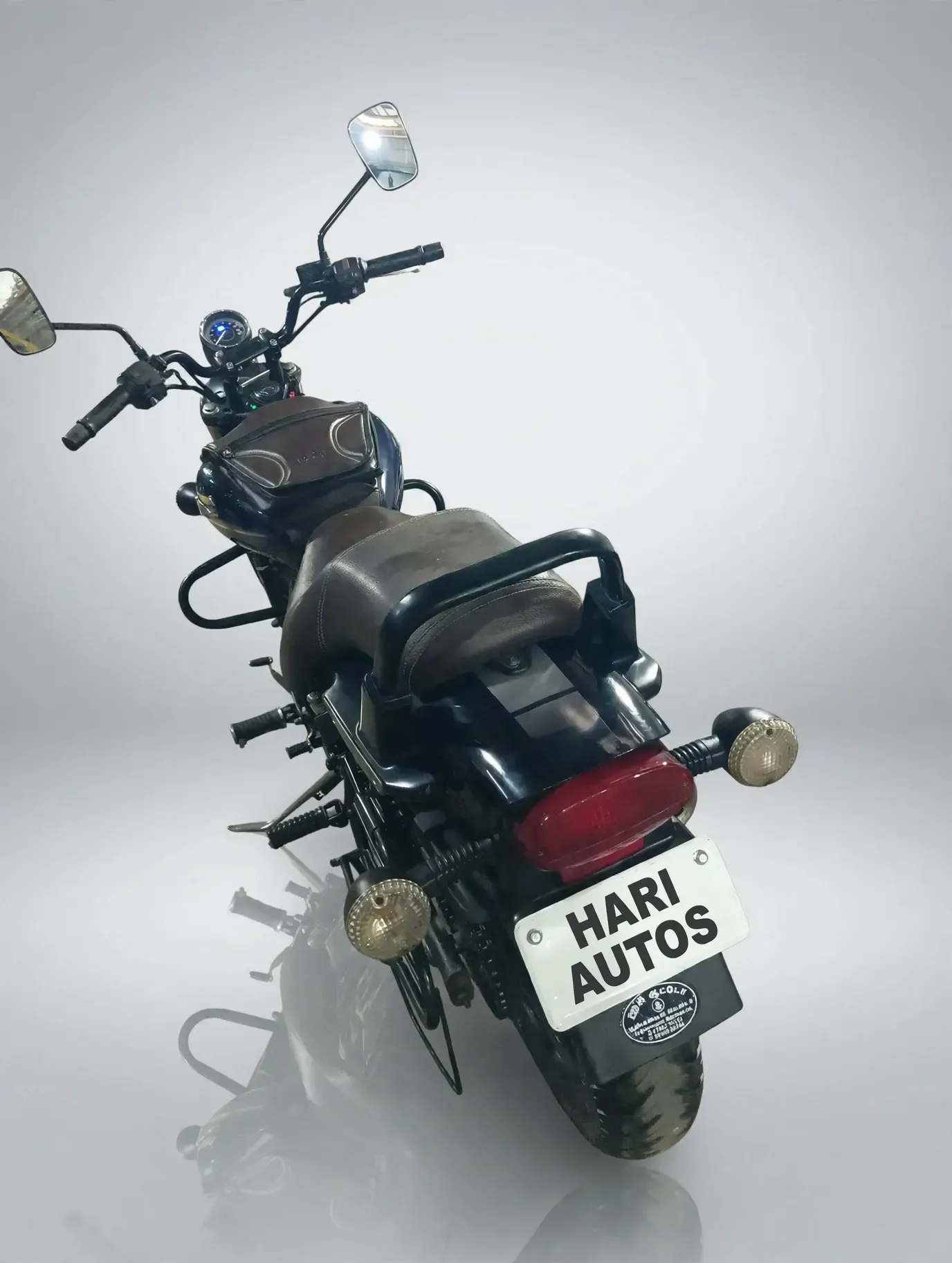 Bajaj Avenger 150 (2016), photo 5 of 10