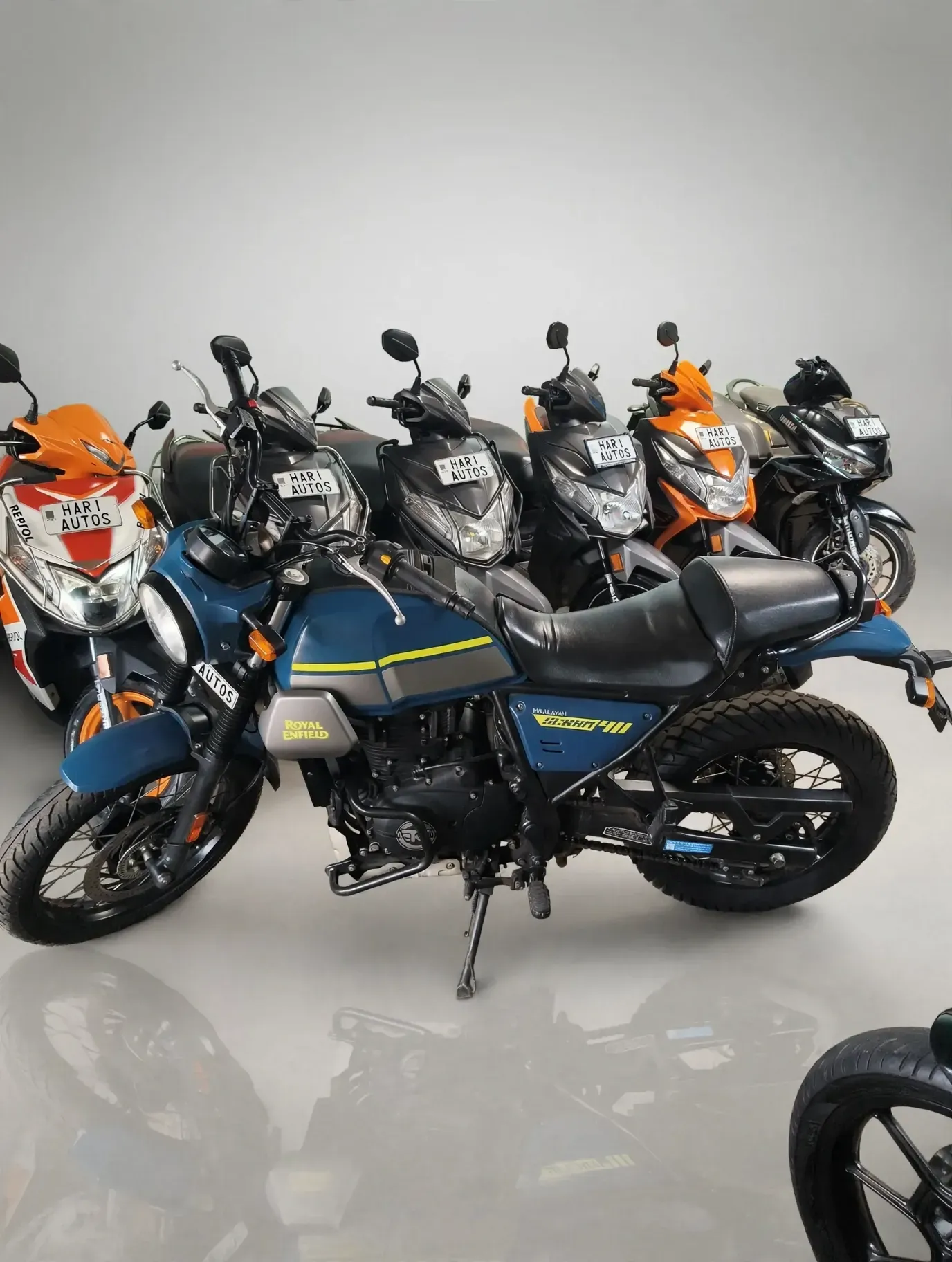 Royal Enfield Scram 411 (2023), photo 2 of 8