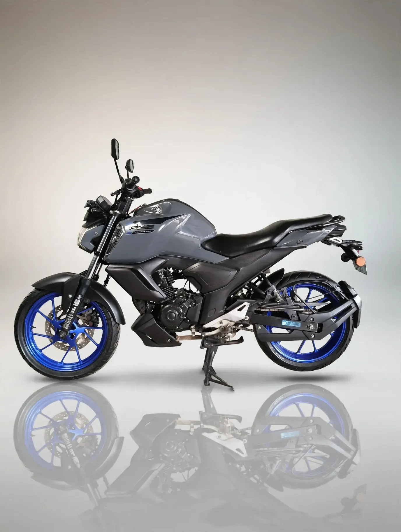 Yamaha FZS (2023), photo 3 of 4